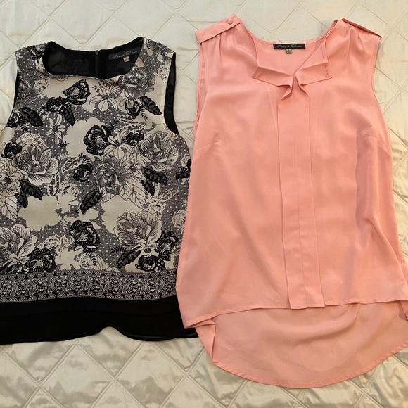 Lot of Two Beautiful Flowing Tops Summer - Picture 1 of 8